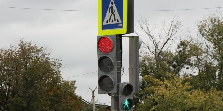 Два новых светофора установили в Рязани