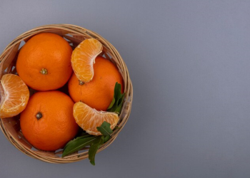 Терапевт Дельманова: мандарины противопоказаны людям с заболеваниями ЖКТ