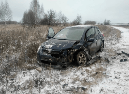 В ДТП в Скопинском районе пострадали два водителя
