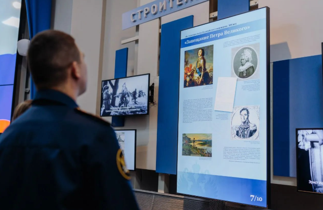 Малков посетил открытие новой выставки на Рязанской ВДНХ