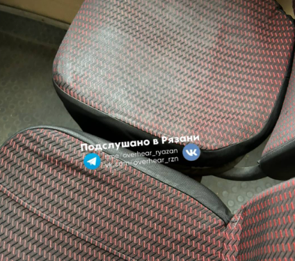 Туристы ужаснулись грязным сидениям в рязанской маршрутке №73