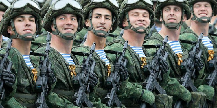 Дмитрий Песков: речи о мобилизации нет