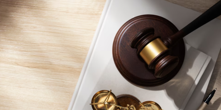 В Михайловском районе 46-летний мужчина сжег машину начальника из-за невыплаты зарплаты