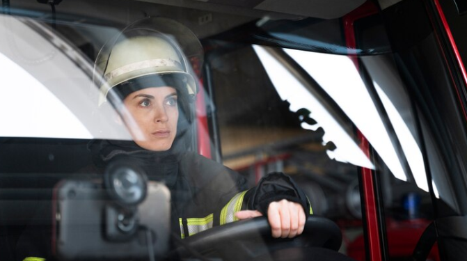 Рязанцы обратили внимание на пожарные машины у многоэтажки на Московском шоссе