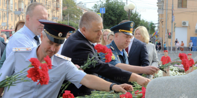 23 августа почтили память погибших в Курской битве