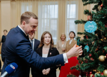 Павел Малков исполнит новогоднее желание юной рязанки Арины Павел Малков исполнит новогоднее желание юной рязанки Арины