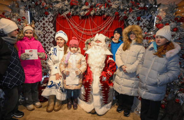 В рязанском Лесопарке заработала Резиденция Деда Мороза