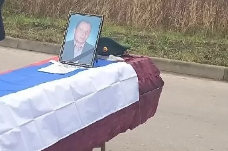 Рязанцы простились с погибшим на СВО 48-летним Дмитрием Луниным