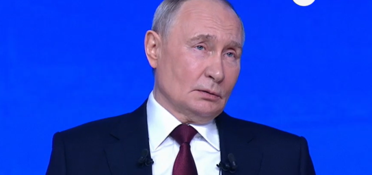 Путин: семьи с детьми с 1 января смогут получать налоговый вычет