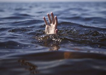 Горожанин спас тонущего в рязанской Оке мужчину Горожанин спас тонущего в рязанской Оке мужчину