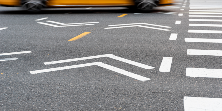 Прокуратура внесла представление мэрии Рязани из-за отсутствия дорожной разметки