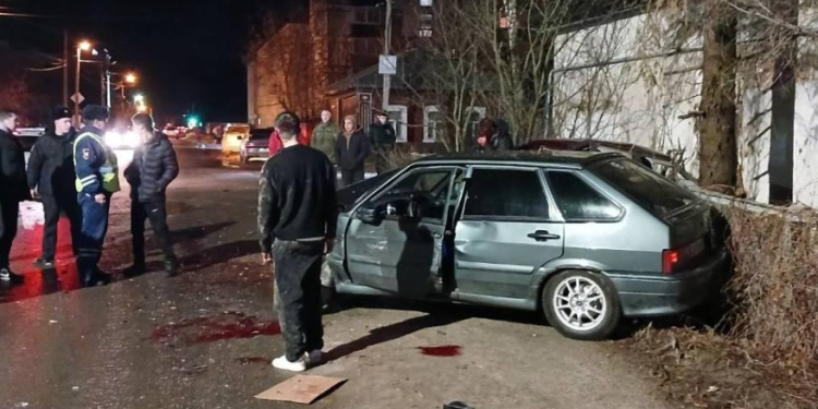 При опрокидывании легковушки в рязанском Шилове пострадали три человека