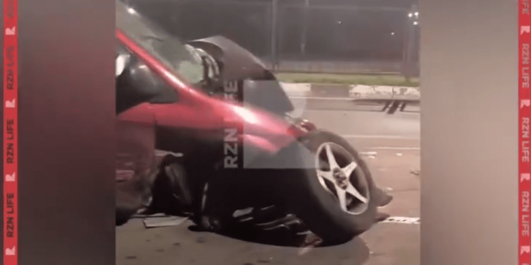 В Сети появилось видео, на котором засняли последствия массового ДТП на Московском шоссе