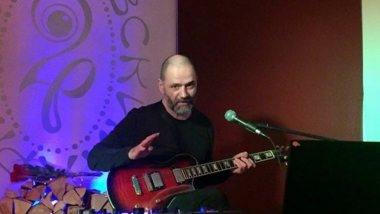 В возрасте 63 лет умер сооснователь рок-группы "Алиса" Андрей Шаталин