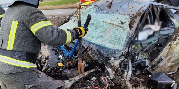 Бойцы спецоперации попали в жесткое ДТП в Запорожской области, их вёз рязанский водитель