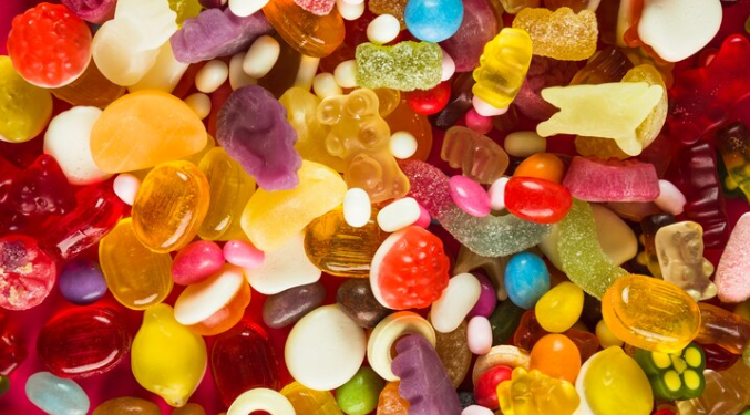 Диетолог Лебедева: зефир, мармелад и пастила являются самыми полезными сладостями