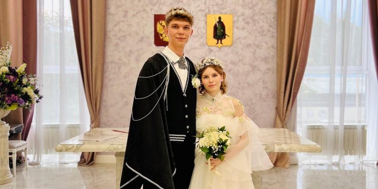 Рязанские молодожены заключили брак в стиле фэнтези