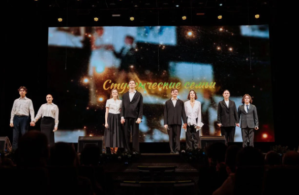 Павел Малков поздравил РГУ имени Есенина с юбилеем