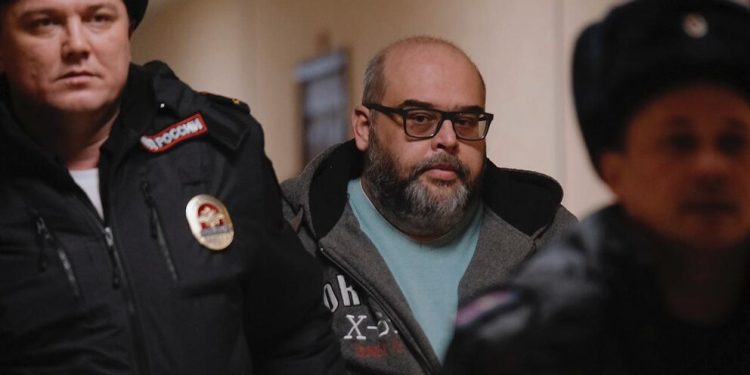 Главреда рязанской "Новой газеты" Алексея Фролова оставили под стражей