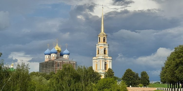 Певец Валерий Сюткин выступит в Рязани на Форуме древних городов 7 сентября