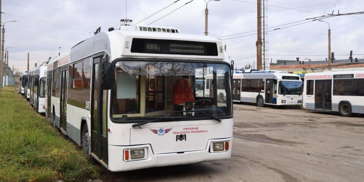 К выходу на рязанские дороги подготовили 22 новых троллейбуса из Санкт-Петербурга