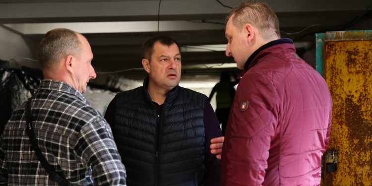 Артемов проверил ход ремонтных работ в подземном переходе, ведущем к рязанскому ТД «Барс»