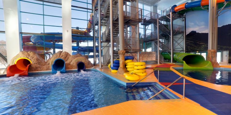 В рязанском аквапарке «Окская жемчужина» отреагировали на ситуацию с ребенком, получившим травму
