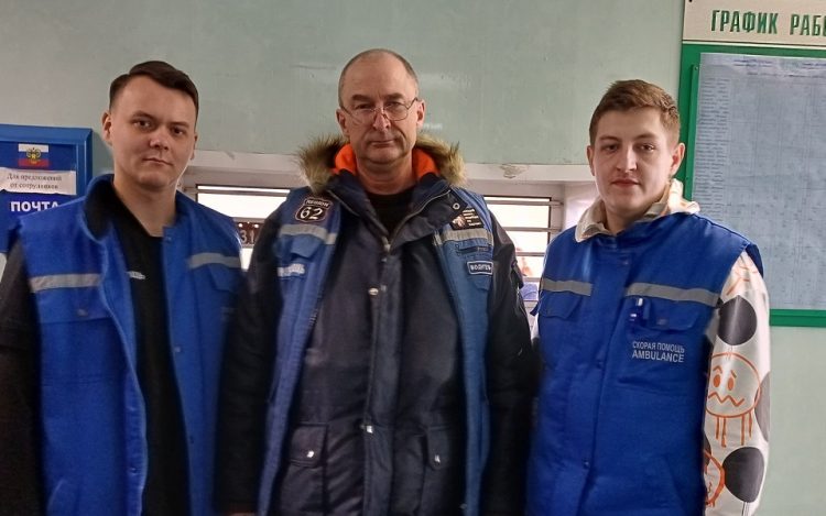 В Рязани медики спасли пожилого мужчину из пруда