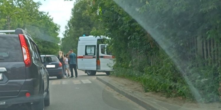 На улице Соколовской в Рязани автомобиль совершил наезд на пешехода