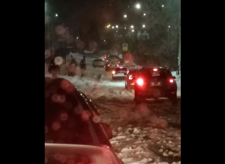 Жители рязанской Дашково-Песочни возмущены нечищенными дорогами