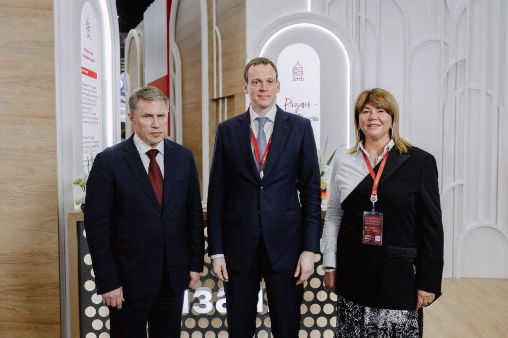 Малков подписал соглашение о создании регионального плазмоцентра в Рязанской области