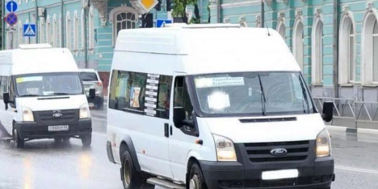 Рязанец обокрал женщину-водителя маршрутки №21