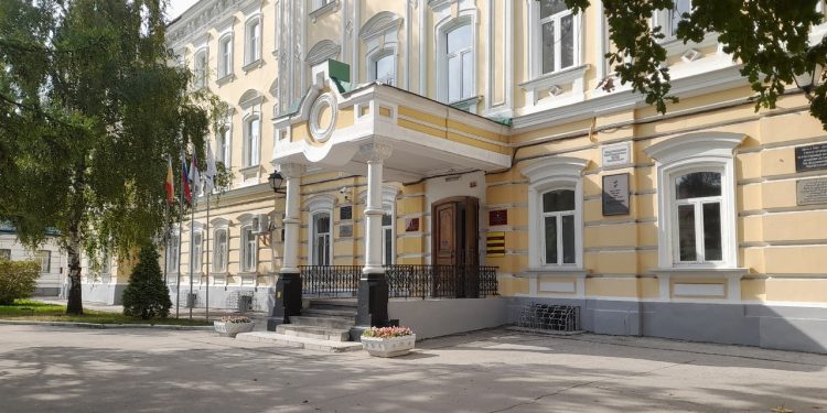 В возрасте 62 лет умерла библиограф научной библиотеки РГУ имени Есенина Валентина Усачева