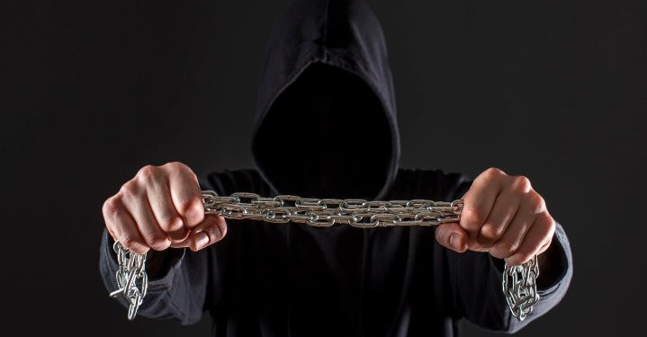 Выходец из Азербайджана пытался собрать в рязанской Роще «банду мигрантов»