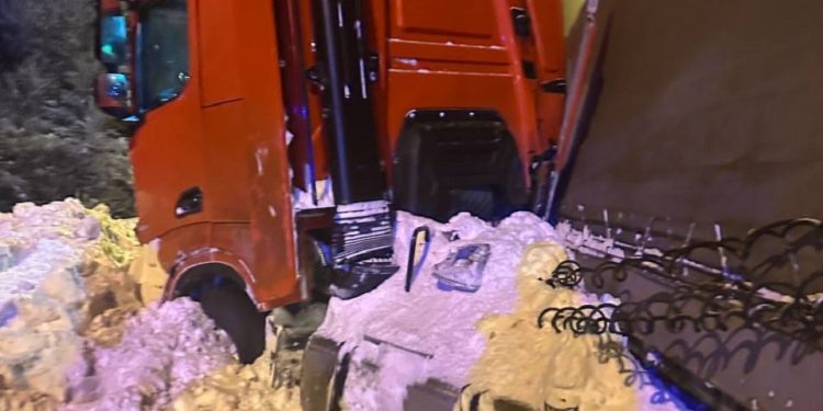 В ДТП в Рязанской области погибли четыре человека В ДТП в Рязанской области погибли четыре человека