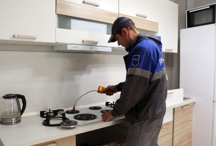 Рязанские газовщики провели внеплановые проверки у людей, находящихся в "группе риска"