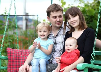 Студенческим семьям будут давать деньги при рождении ребенка