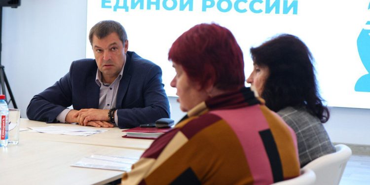 Рязанцы пожаловались Артемову на некачественный капремонт в доме на улице Пушкина