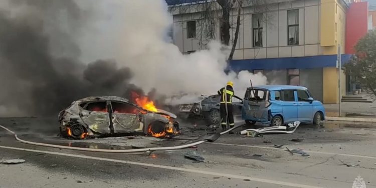 МЧС: при обстреле ВСУ Белгорода 14 человек погибли, 108 пострадали МЧС: при обстреле ВСУ Белгорода 14 человек погибли, 108 пострадали