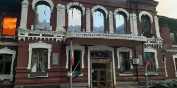Беспилотники нанесли повторный удар по колледжу в Старобельске