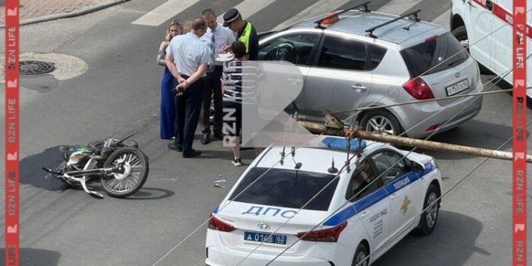 Около рязанского ТРЦ «Атрон» образовалась пробка из-за ДТП