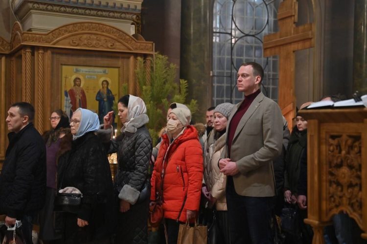 Рязанский губернатор Малков принял участие в богослужении в Христорождественском соборе