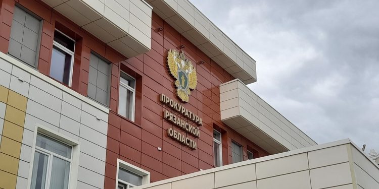 Подрядчик сорвал сроки строительства ФОКа в Рязани