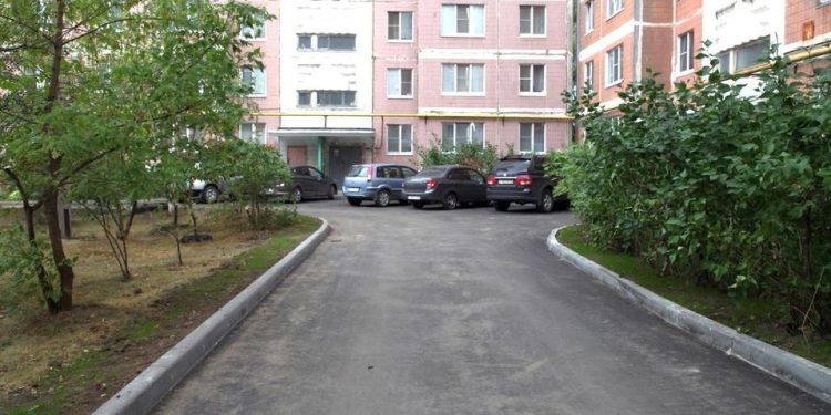 Рязанцев хотят обязать содержать дворовые территории