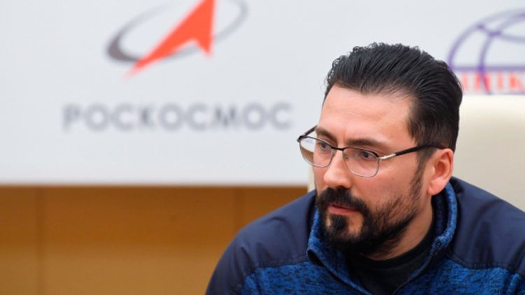 В возрасте 40 лет умер замглавы Роскосмоса Максим Овчинников