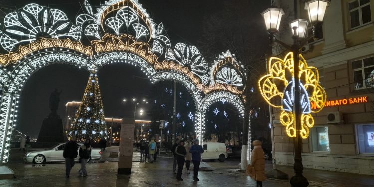 Артемов: в Рязани монтаж новогодней иллюминации завершится к 26 декабря