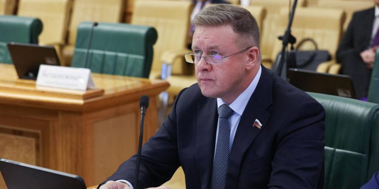 Николай Любимов стал первым зампредседателя комитета Совфеда по бюджету Николай Любимов стал первым зампредседателя комитета Совфеда по бюджету