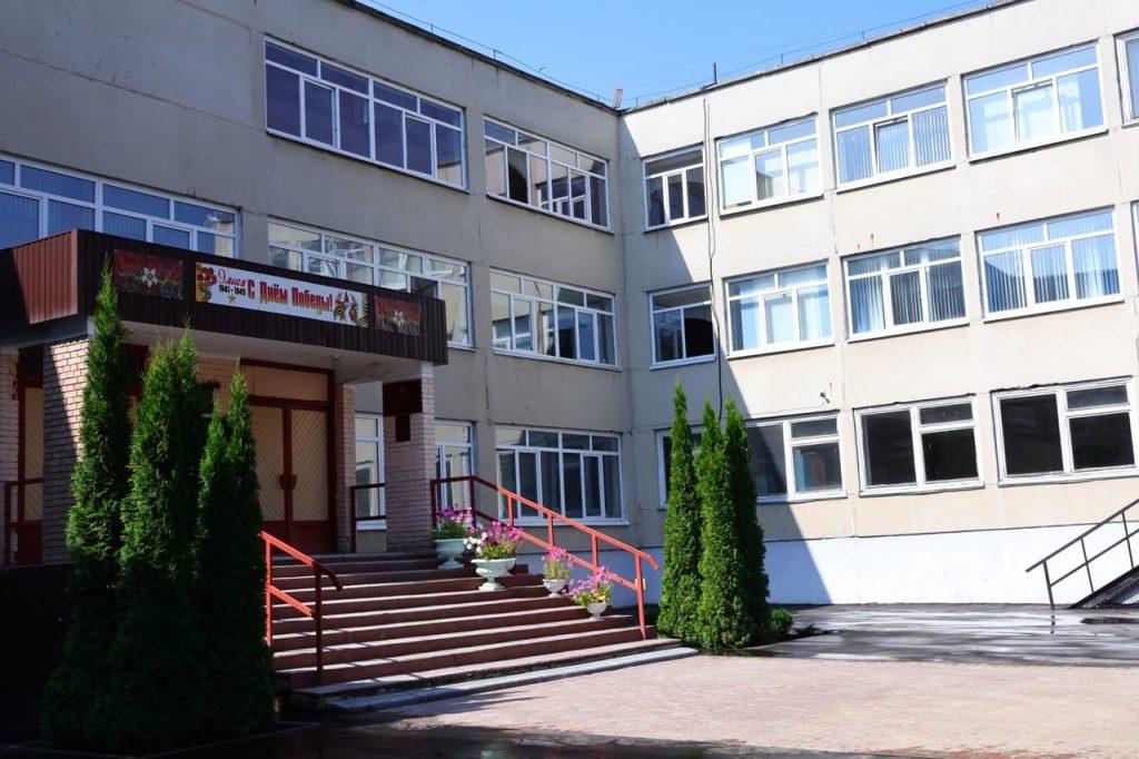 Мэр Рязани Артемов проконтролировал ход подготовки к новому учебному году в школе №67