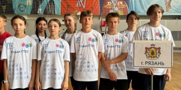 Золотым призером по ГТО стал ученик рязанской школы №15 Илья Ушаков Золотым призером по ГТО стал ученик рязанской школы №15 Илья Ушаков