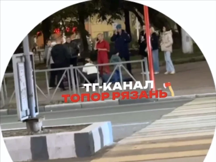 В центре Рязани человеку стало плохо